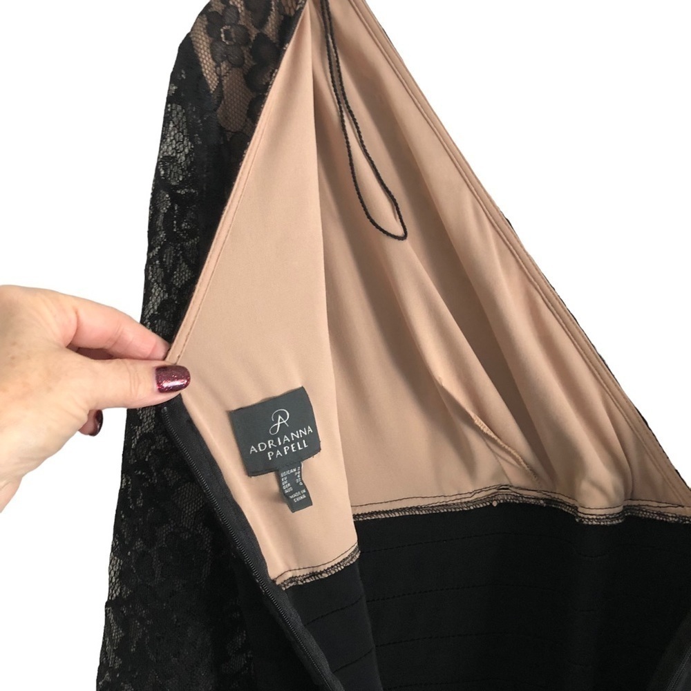 Adrianna Papell Black Lace V-Neck Dress Size 2 - Picture 9 of 11